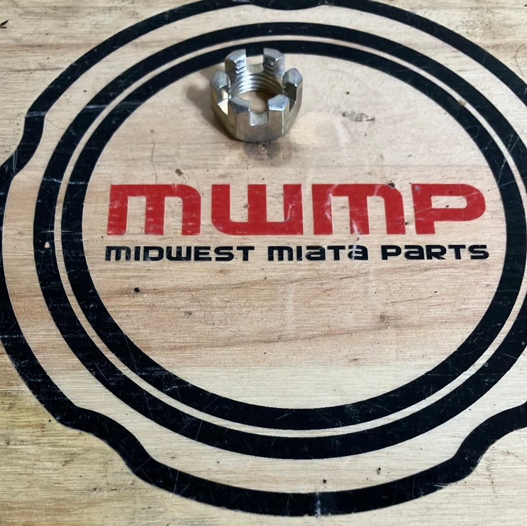 19902005 Mazda Miata Outer Tie Rod End Castle Nut 999241201