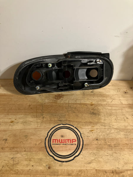 1990-1997 Mazda Miata Right Taillight 8BN5-51-150