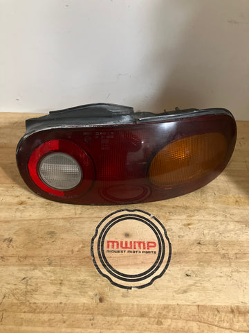 1990-1997 Mazda Miata Right Taillight 8BN5-51-150