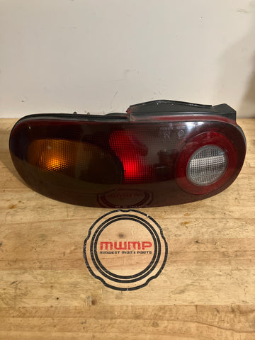 1990-1997 Mazda Miata Left Taillight 8BN5-51-160