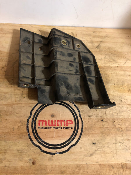 1999-2005 Mazda Miata AC Relay Mount Bracket Baffle BP4W-13-204A