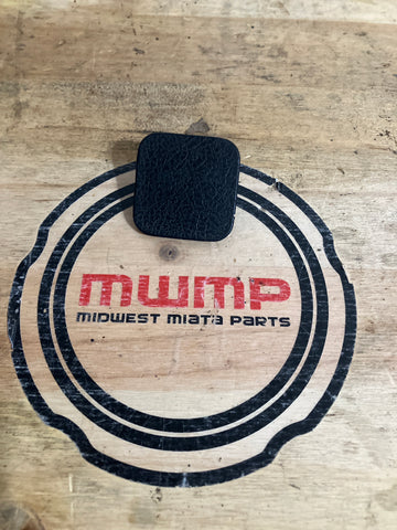 1990-1997 Mazda Miata Center Dash Bolt Cap NA01-64-905A-00 (Black)