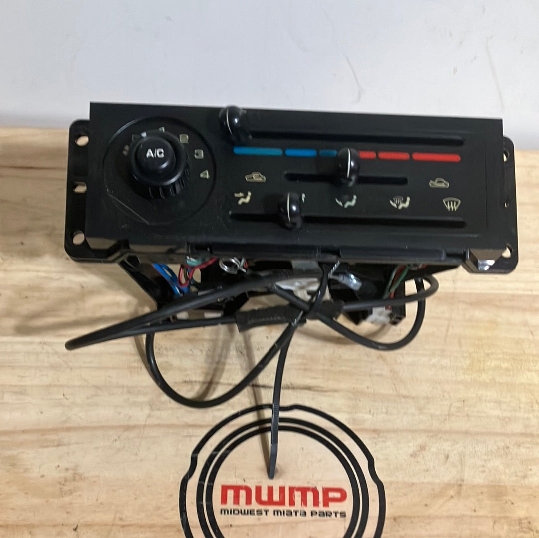 1990-1997 Mazda Miata HVAC Control Unit