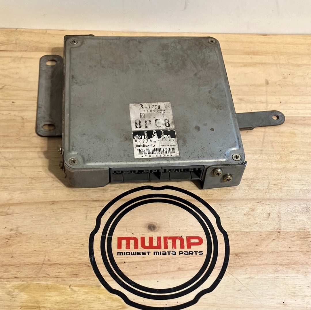 1994-1995 Mazda Miata MX5 ECU Computer Electronic Control Unit BPE8 Automatic