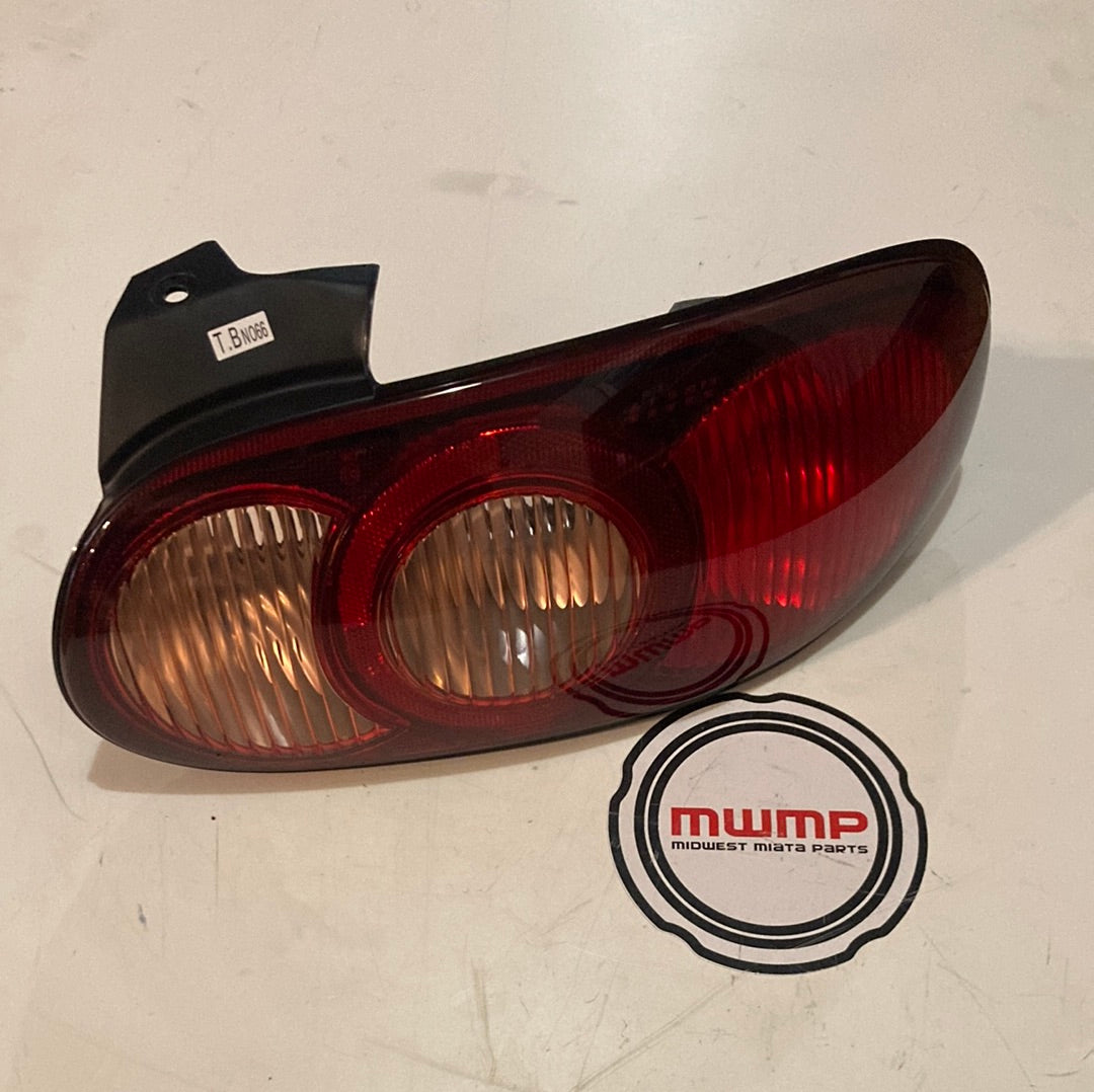 2001-2005 Mazda Miata Right Rear Taillight Assembly