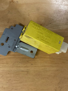 2001-2005 Mazda Miata Door Lock Relay BJ0G-67-830