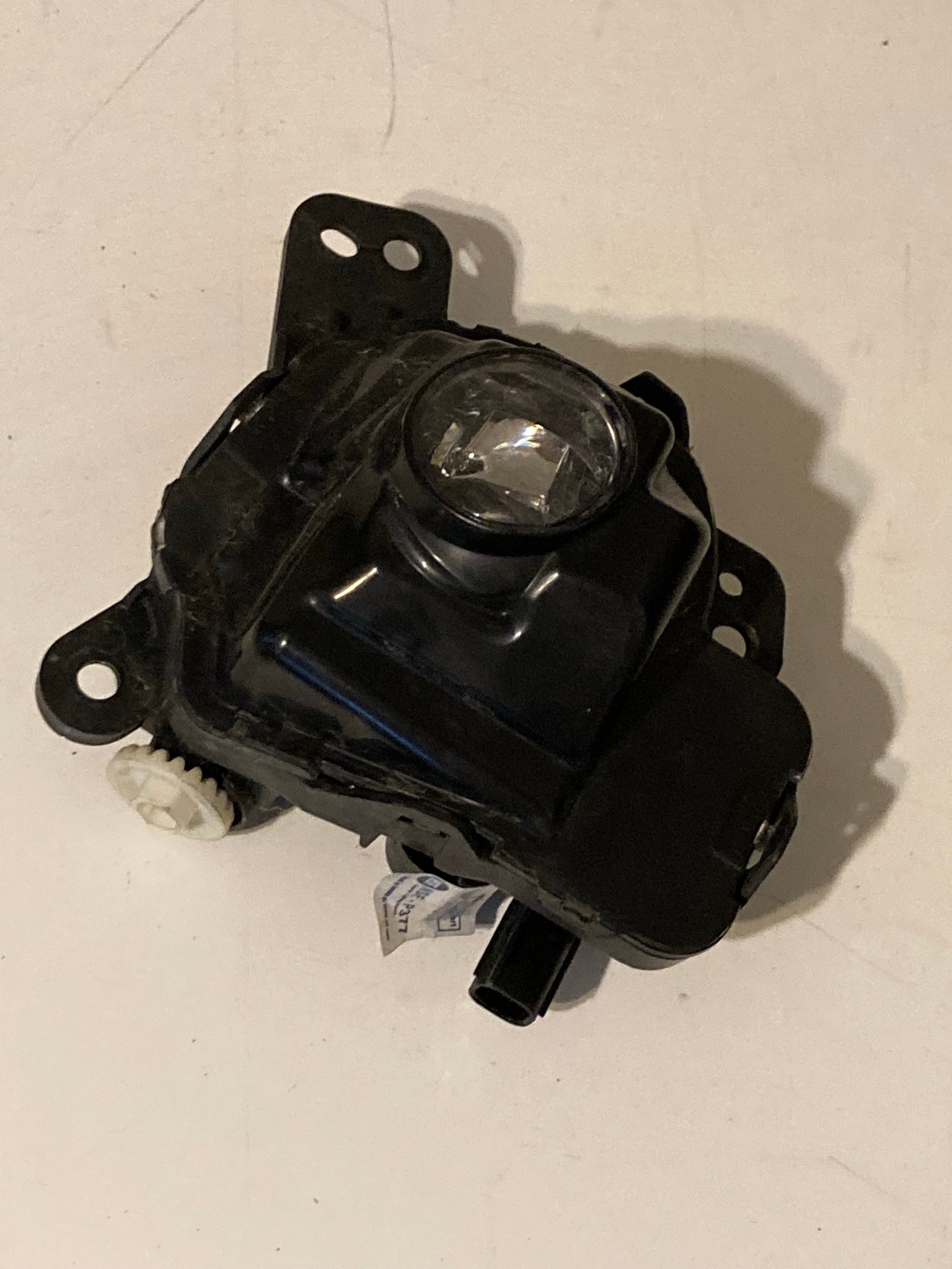MAZDA Right Fog Lamp Assembly (GHP9-51-680A)