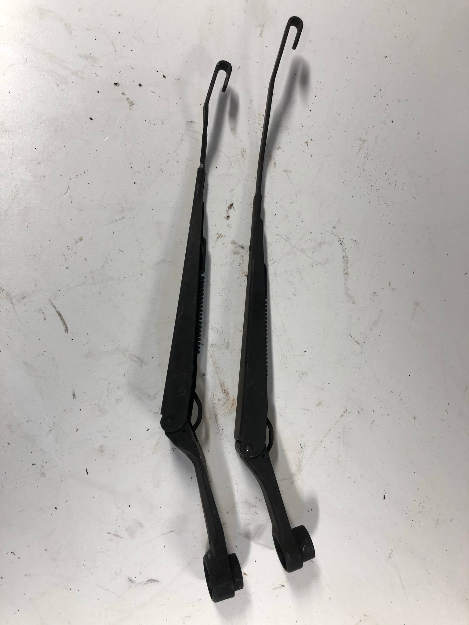1990-2005 Mazda Miata Wiper arm (pair)