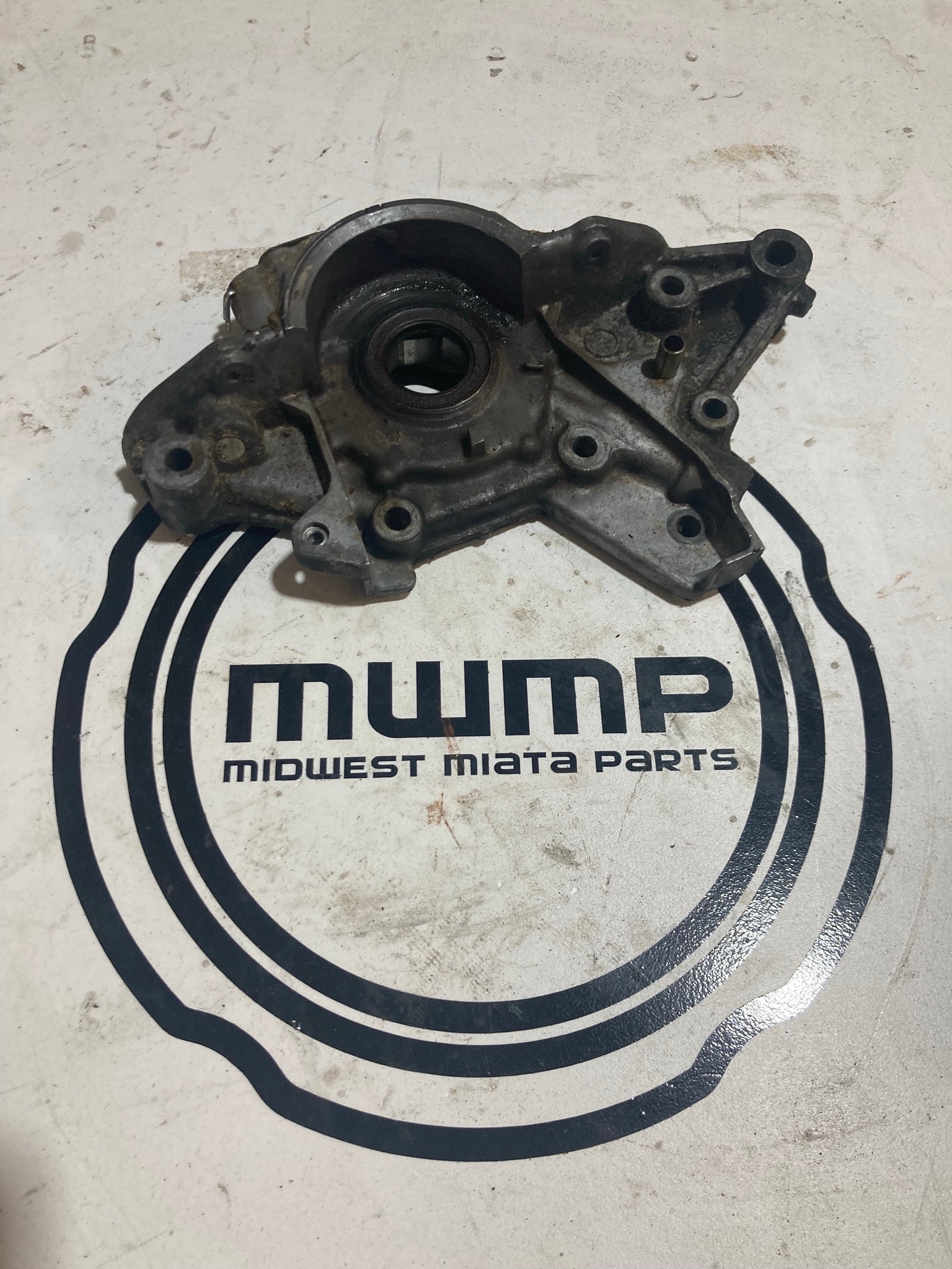 1991.5-1993 Mazda Miata Oil Pump B660-14-100E Long Nose LNC 1.6