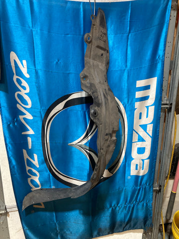 1999-2005 Mazda Miata Right Front Inner Fender Liner
