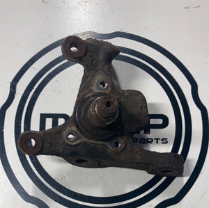 1990-1997 Mazda Miata Right Front Spindle Steering Knuckle NA01-33-021B