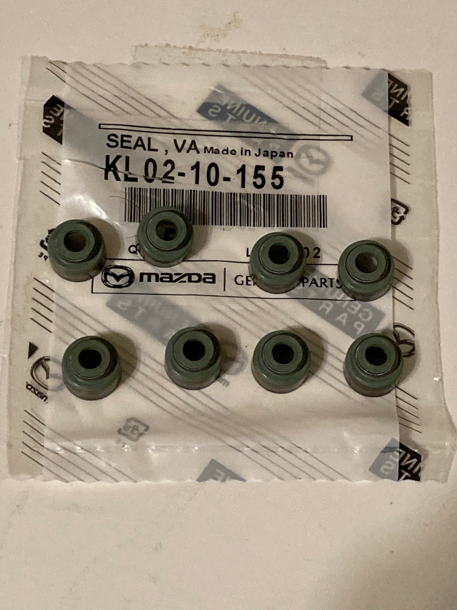 1990-2005 Mazda Miata Exhaust Valve Seal Kit (8) KL02-10-155