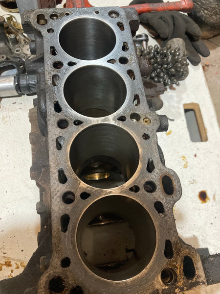 1990-1993 Mazda Miata Engine Block B64J-10-300D