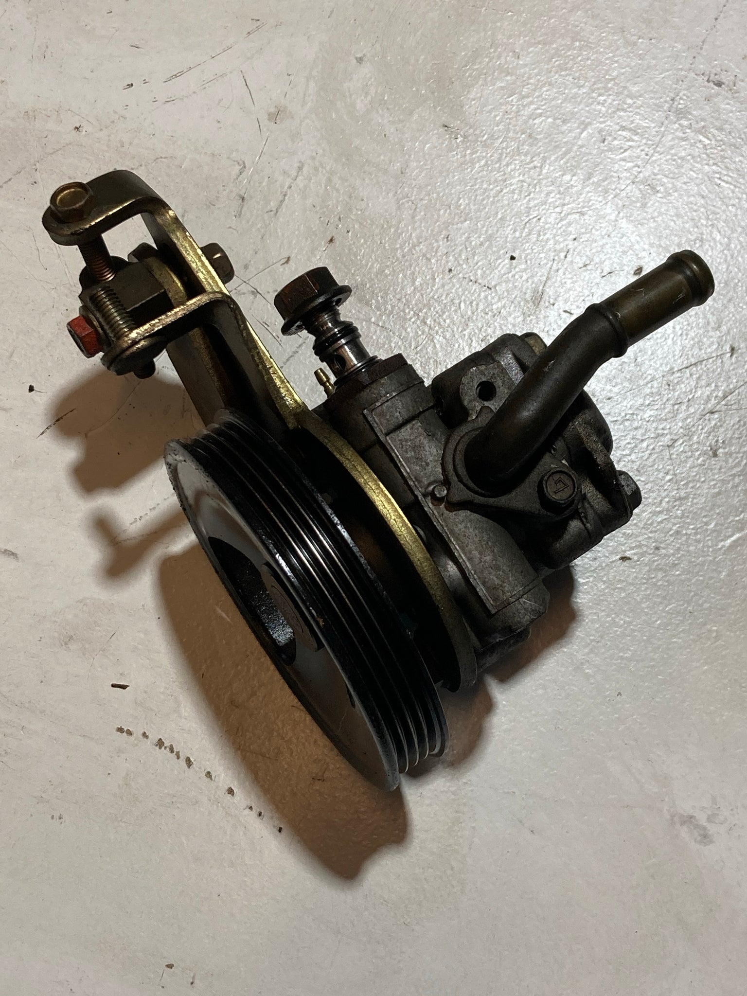 1999-2005 Mazda Miata NB Power Steering Pump