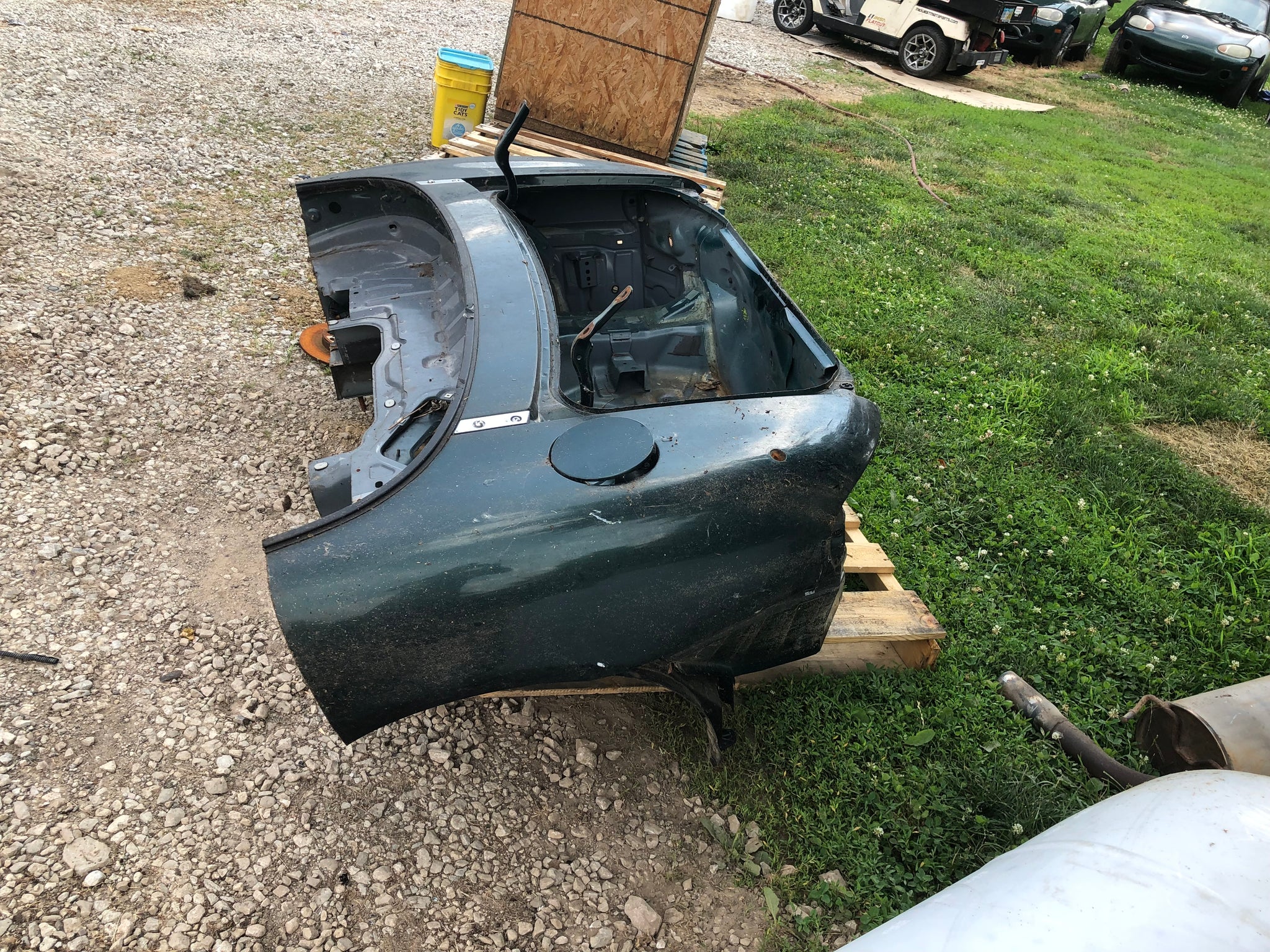 1999-2005 Mazda Miata Rear Clip Quarter Panels